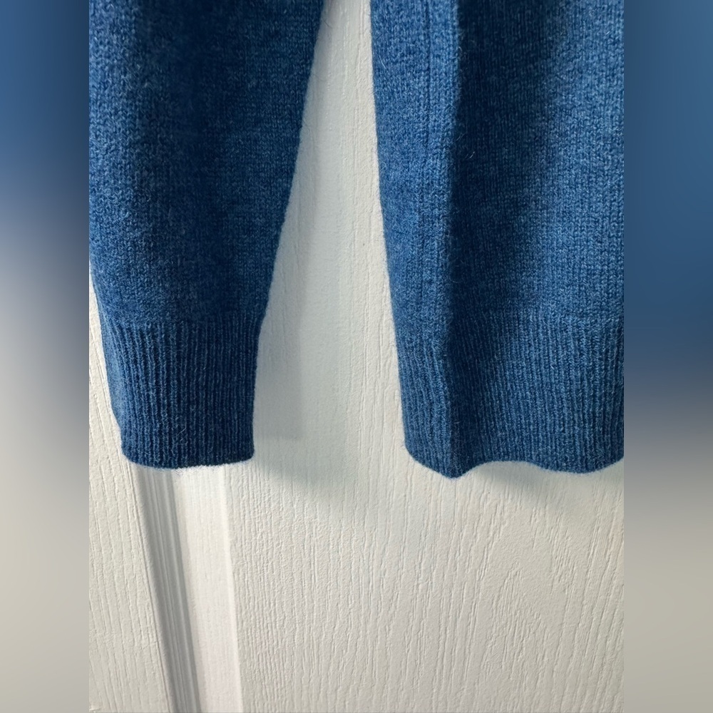 Club Room Luxury Men's V-Neck Cashmere Sweater 100% Cashmere - Picture 5 of 8